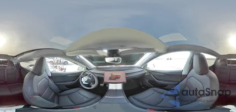 2026 Tesla Model Y z USA, uszkodzony, nr VIN 7SAYGDED0TA477034